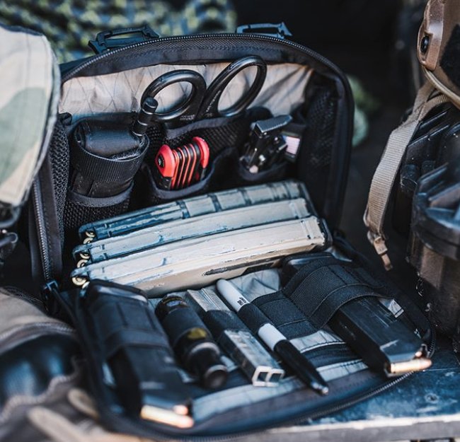 loadedpocketz's tweet photo. An awesome new organizer pouch coming from @tadgear. https://t.co/GYQ47RfyOB https://t.co/dew73wZuH5