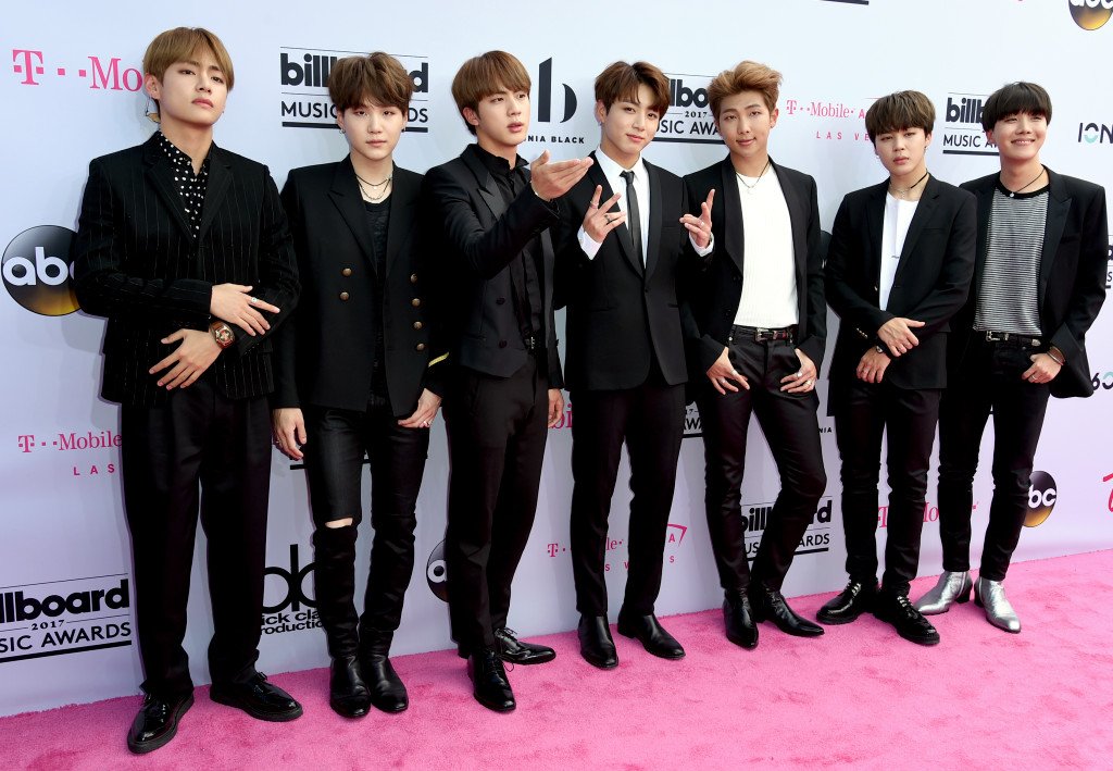 Watch hit Korean boy band BTS perform at the American Music Awards on