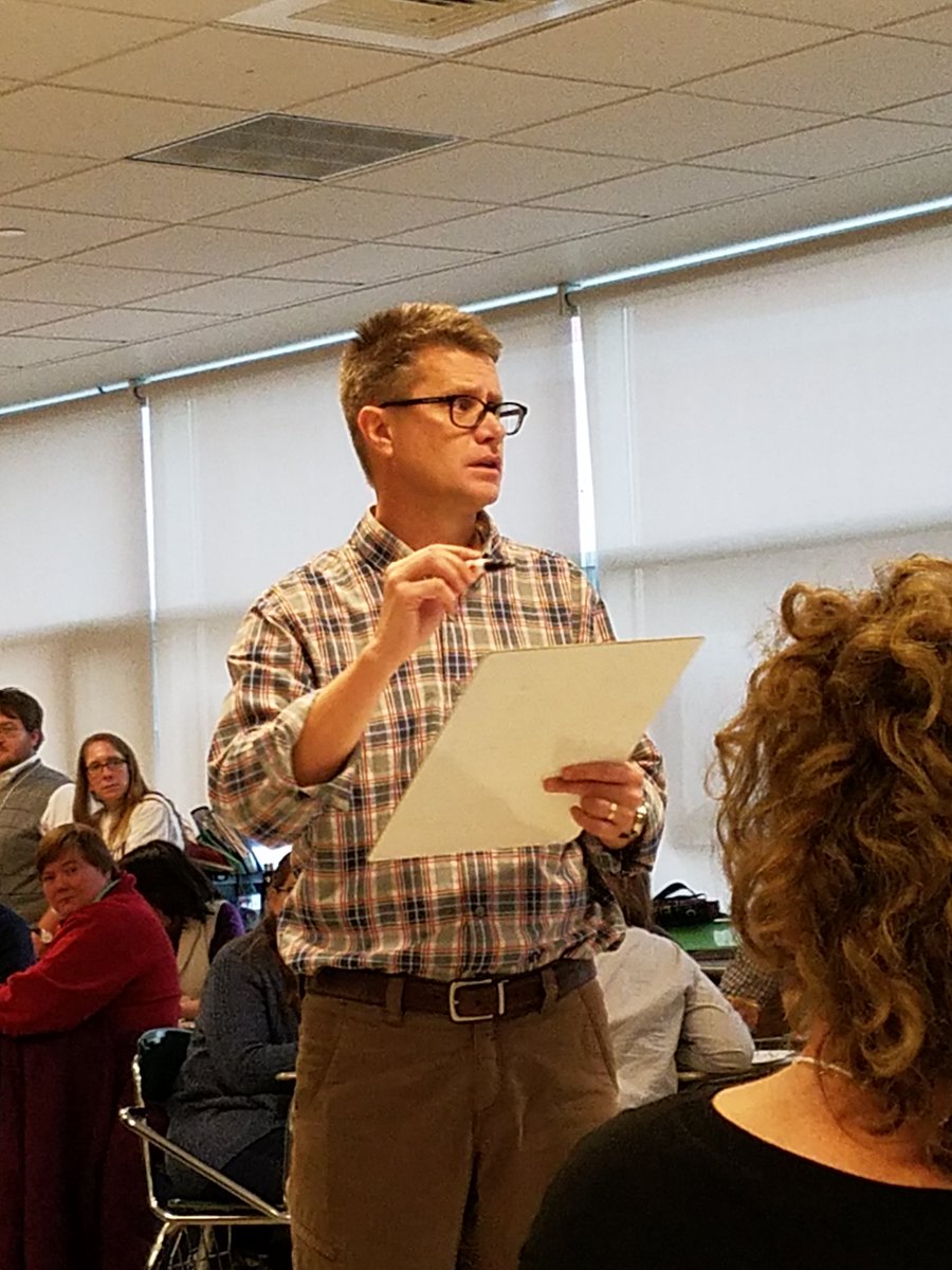 MrsRosenfield's tweet photo. Learning about #thewonderofscience from @paulandersen at #CTSci2017 @CTScience Conference. Thanks #rsd10ct for the opportunity. https://t.co/h7VeCKCarK