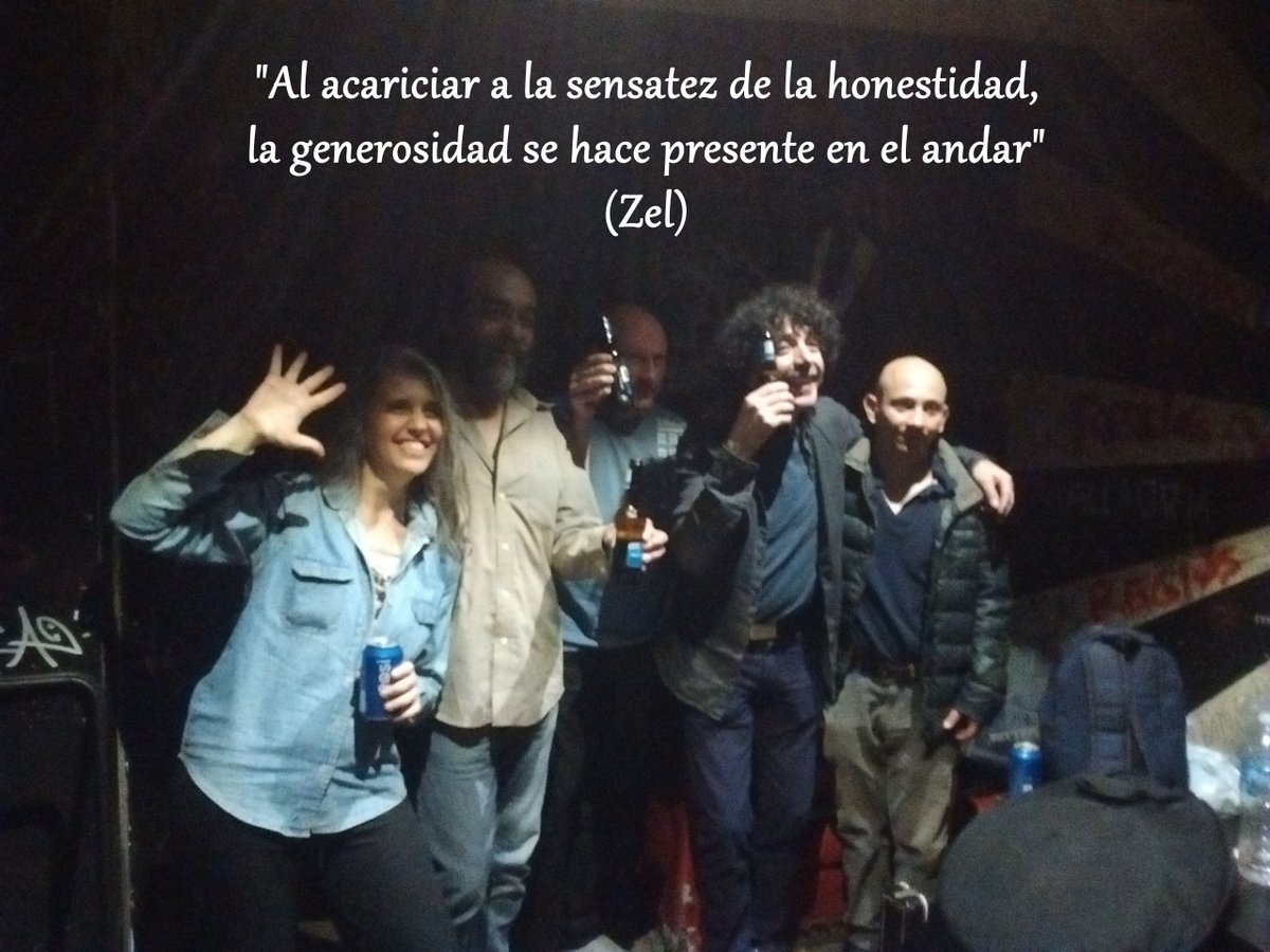 "Al acariciar a la sensatez de la honestidad, la generosidad se hace  presente en el andar" del tema Testimonio incluido en el disco Sutilezas  Intangibles. 
Podes escucharlo completo en youtube.com/watch?v=gVAI6c…