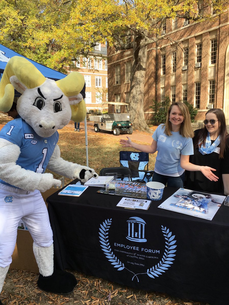 EmployeeForum's tweet photo. Come donate! Help us fight hunger in NC! #UNCFoodForAll #UNCStaff @EmployeeForum @TarHeelFootball @GoHeels @UNC https://t.co/3vesZtDYTx