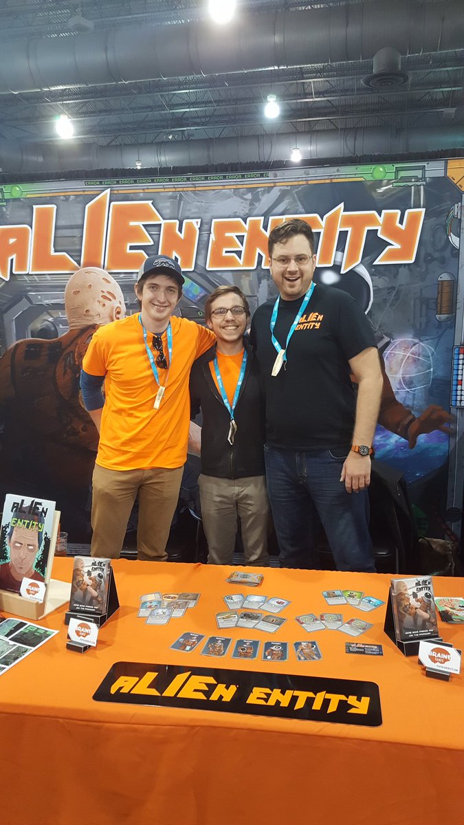 MeercatIMTX's tweet photo. @EpicSlantPress had a ton of fun with @TheBraine discussing Braine Games' Alien Entity #PAXUnplugged https://t.co/rcVjJOU2GF