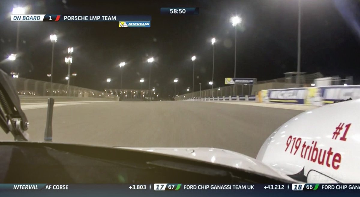 tomas_villen's tweet photo. Enfilando la recta que conduce al Olimpo de las leyendas. Solo 50 minutos para que nazca el mito. Emocionado. #919tribute #VamosPorsche 🇩🇪 https://t.co/JMiw5na8n3