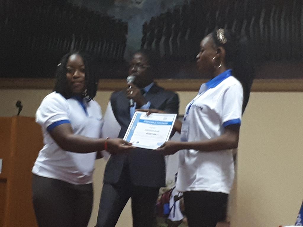 KindoB's tweet photo. Palmarès du #Hackaton2017 organisé par Diakonia
TeamGeek 3e prix
Hteam 2e prix
BeogoLab 1er prix
@presimetrebf @lutheryam74 @BoukariOued #Burkina #lwili https://t.co/DMdfI2Ijd9