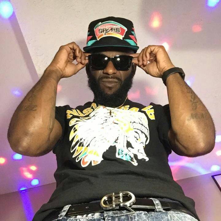 braddarapper's tweet photo. 🙌 YASSS It's time for a great show KingOf♛Diamonds:I’m Baaack⚠️Lit⚠️ 
https://t.co/GS79evDSVZ https://t.co/IBxl6B9yvo