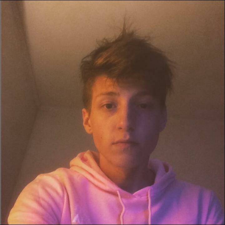 TMalone555's tweet photo. 🙌 YASSS It's time for a great show TylerTheTyrant™:Get Lit🤘🏼🤓 #Coi
https://t.co/uPh91Y8iqO https://t.co/2KdaHFlfVg