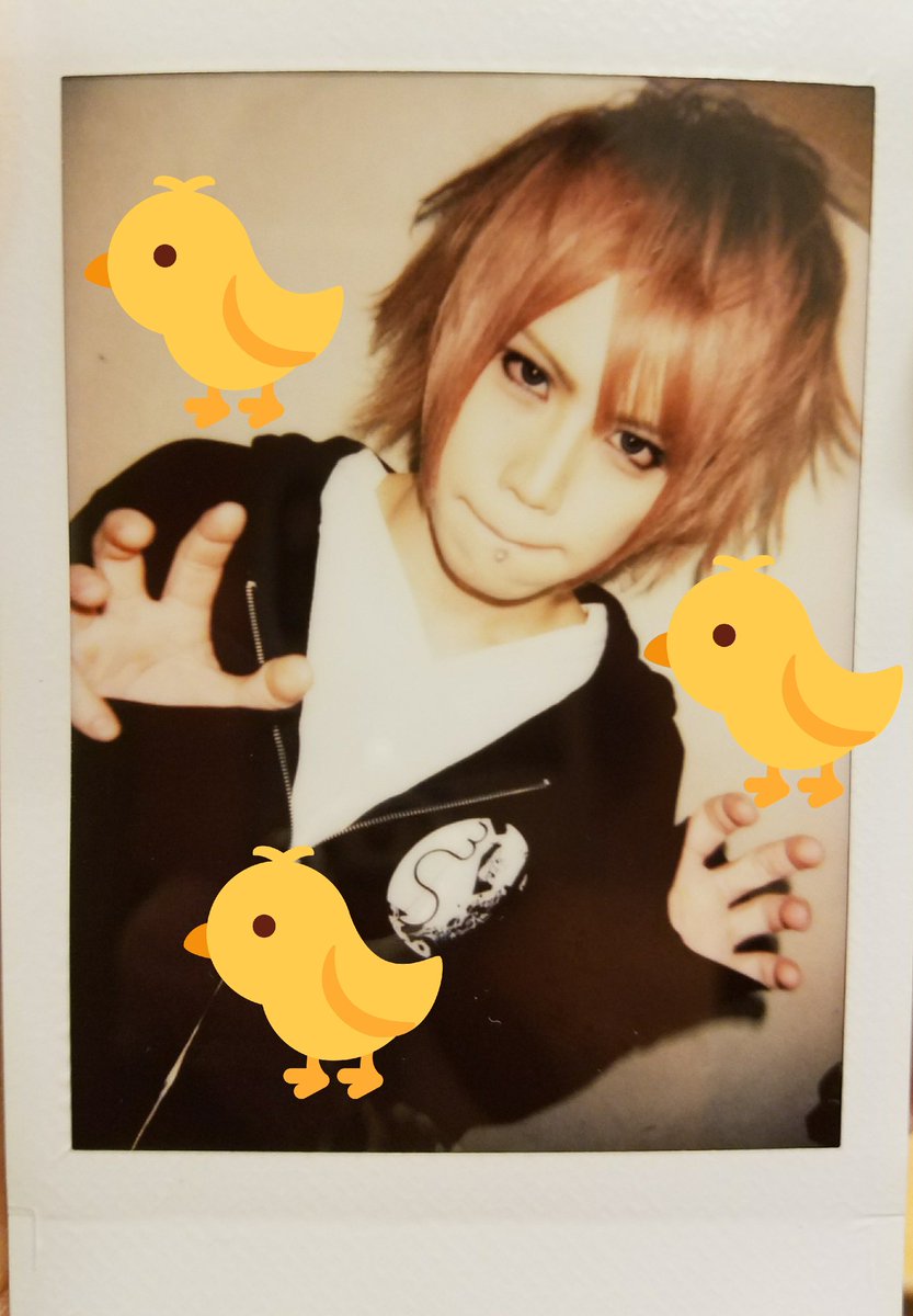 __20110819__'s tweet photo. 【ゆる募集】Chanty 成人さん チェキ お譲りします。11/18新横浜公演のものです。手渡し可。
郵送の場合(普通郵便)送料負担します。
お気軽にリプ、DMいただけると幸いですm(__)m https://t.co/2lOD1BYwXW