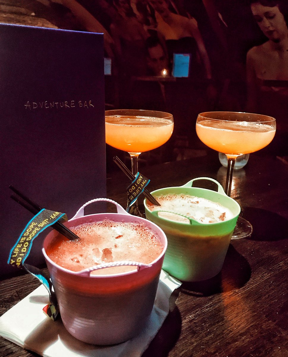 travelfoodfilm's tweet photo. Cocktails at #AdventureBar 👌🏼🍹 https://t.co/A0D8brynro