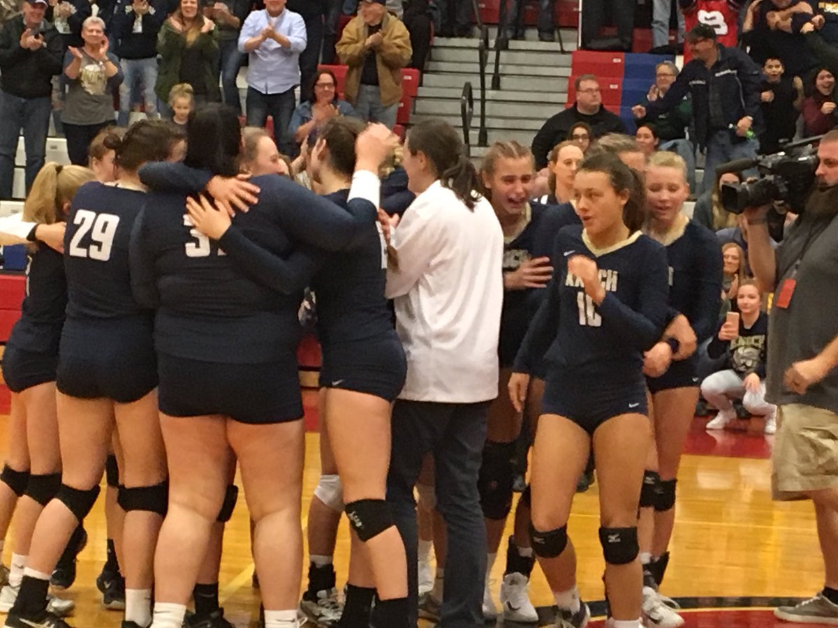 #PIAAVolleyball: Knoch is your 2017 Girls’ Volleyball 3A Champions (26-24, 17-25, 20-25, 25-18, 15-12)