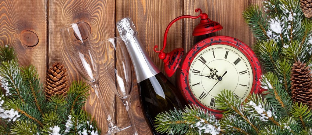 KatZondag's tweet photo. The 12 Wines of Christmas ‘Advent’ure is COMING! https://t.co/4TdxyhuVtT https://t.co/zLITQEz94V