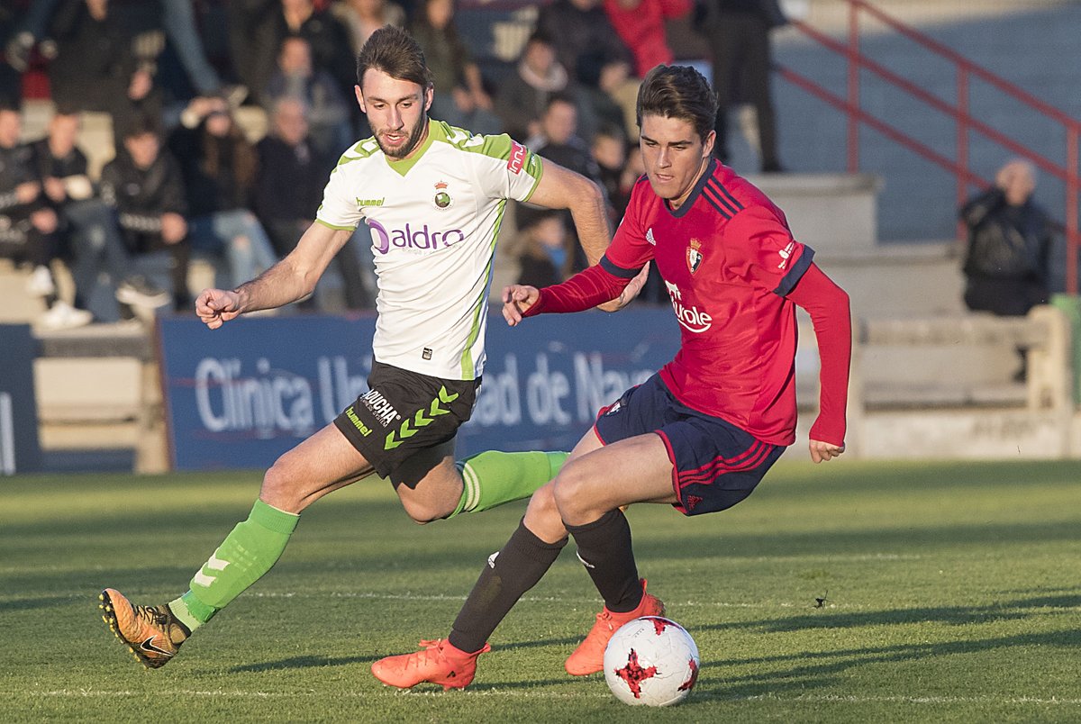 Osasuna's tweet photo. 🗞 SEGUNDA B | LA CRÓNICA | Un gol en el descuento deja a un gran #Osasuna sin premio (1-2). #PromesasRacing
▶️ https://t.co/Ix3tZLSeNq https://t.co/aWa0ZzMAfv