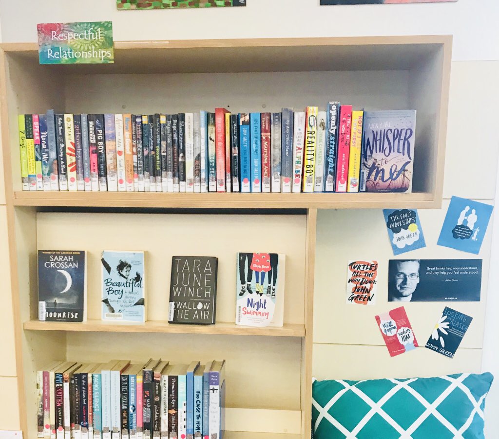 posifygroup's tweet photo. ❤️ this cool library @CamberwellGirls Such a great way to foster wellbeing literacy #PEasaaVIC17 https://t.co/d1MzUwyuXR