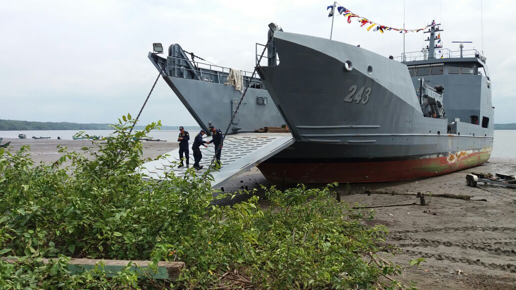 DO8DcbMW4AEo6rE.jpg:large