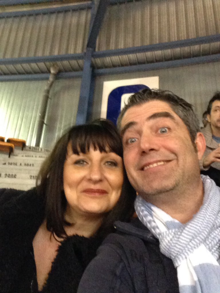 FabianCOSTET's tweet photo. On kiffe le sluc Emma et Fab #teamsluc https://t.co/QJUpALY0mt