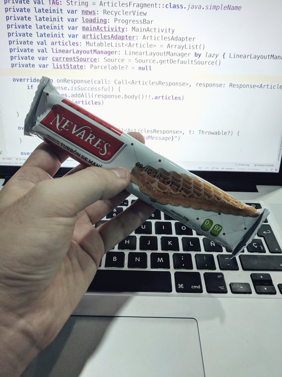 Excelente jornada en el #DevRockersFest #barcampba. Estamos en el workshop de Kotlin con <a href="/AndroidDevsBSAS/">Android Devs Buenos Aires</a> Muy buena calidad estos turrones. Gran consistencia y relleno muy suave