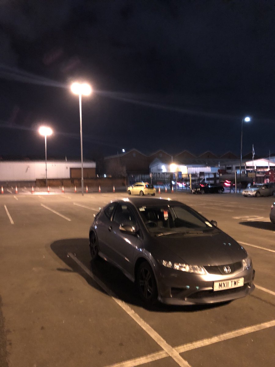 craigsul13's tweet photo. Any chance sorting this parking out @manutd joke! Open the other gate been fine last 7 years @AndyMitten @ManUtdMEN #causingmoreproblems https://t.co/d8GzgEq26A