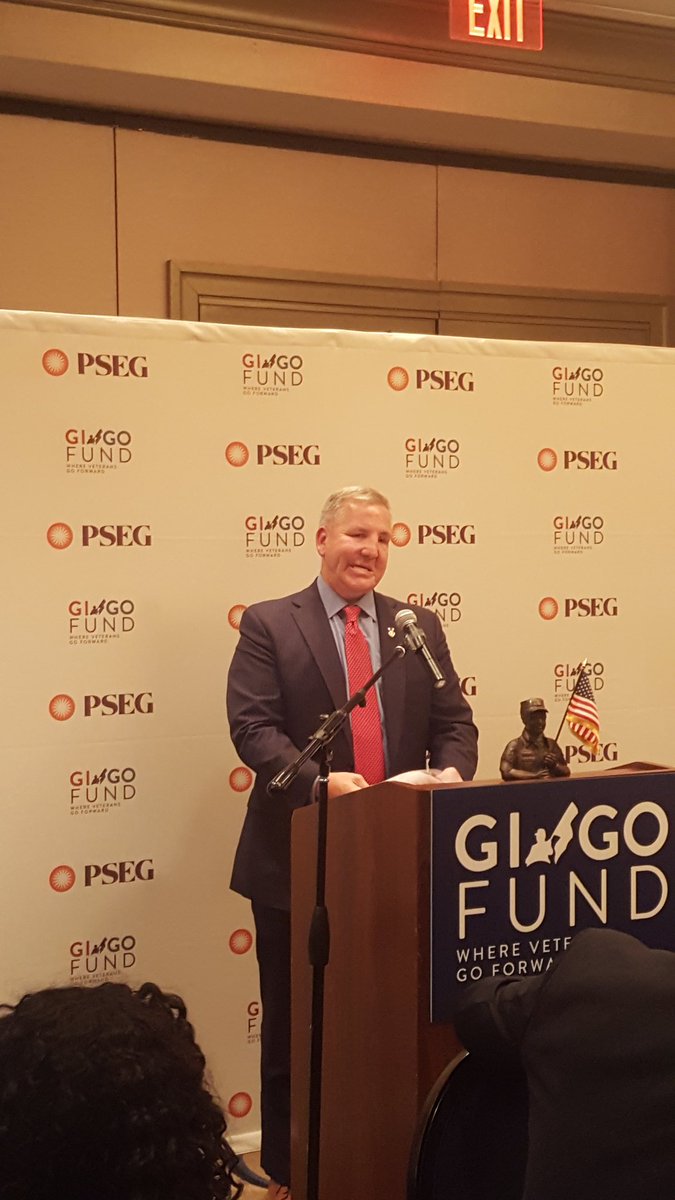 So honored to present @Constantine_Jus with <a href="/GIGoFund/">The GI Go Fund</a> 2017 Veteran of the year award! A true inspiration!