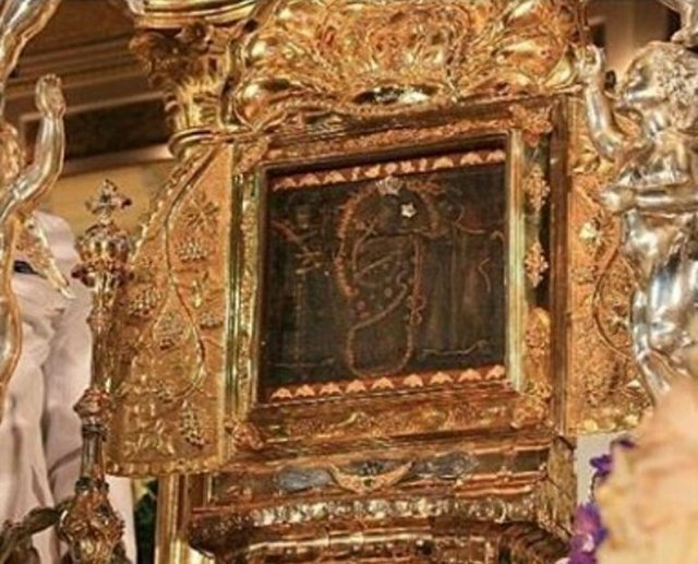 Siento un profundo agradecimiento a Dios y a ti, mi Chinita, por poder vivir este momento de nuevo. Por sentir la luz con la que cubres a todos los zulianos y a toda Venezuela.