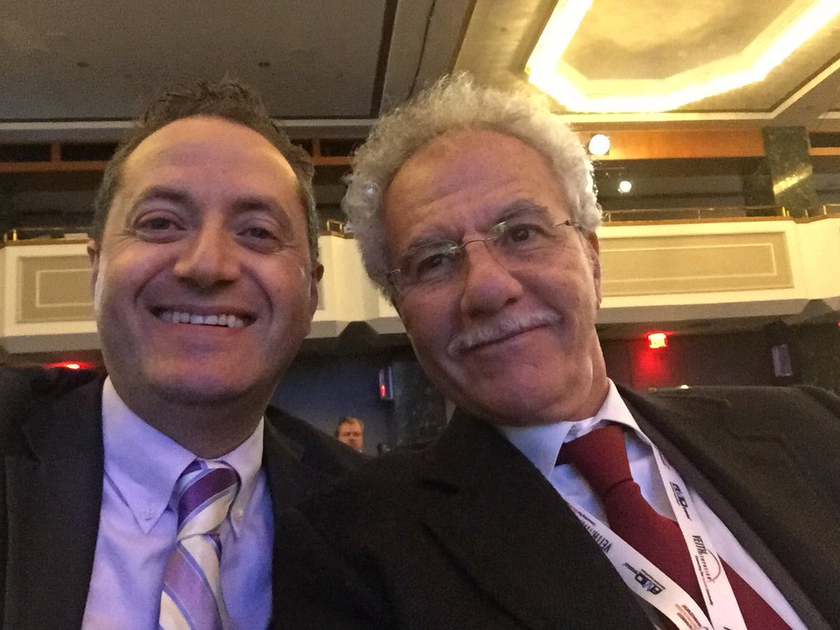 malas_mahmoud's tweet photo. Fourth fellow and thirty fourth and last fellow trained by the legend Frank Veith @MontefioreNYC @VEITHsymposium #VEITH2017 https://t.co/gQ7HJSOGl6