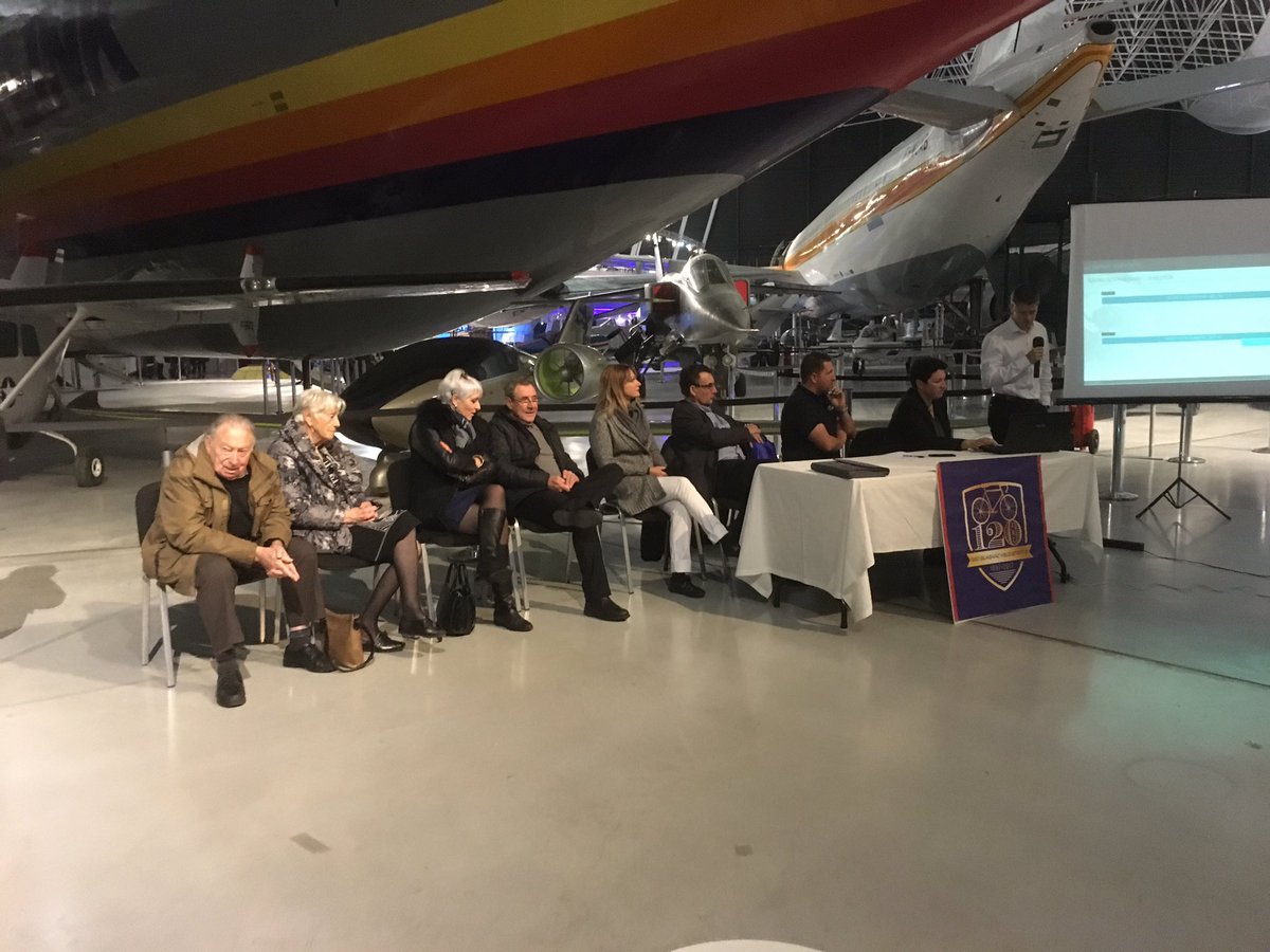 MalricLine's tweet image. 120 ans! Près de 300 adhérents, un des meilleurs clubs de #cyclisme de France, des champion-nes, de tous âges, de l Ecole de vélo à la DN1! Bravo et belle soirée du @gscblagnacvs31 Michel #Callot, Pdt de la @FFCyclisme et MF Potereau, VP. @GaetanPrime @aero_scopia @HauteGaronne