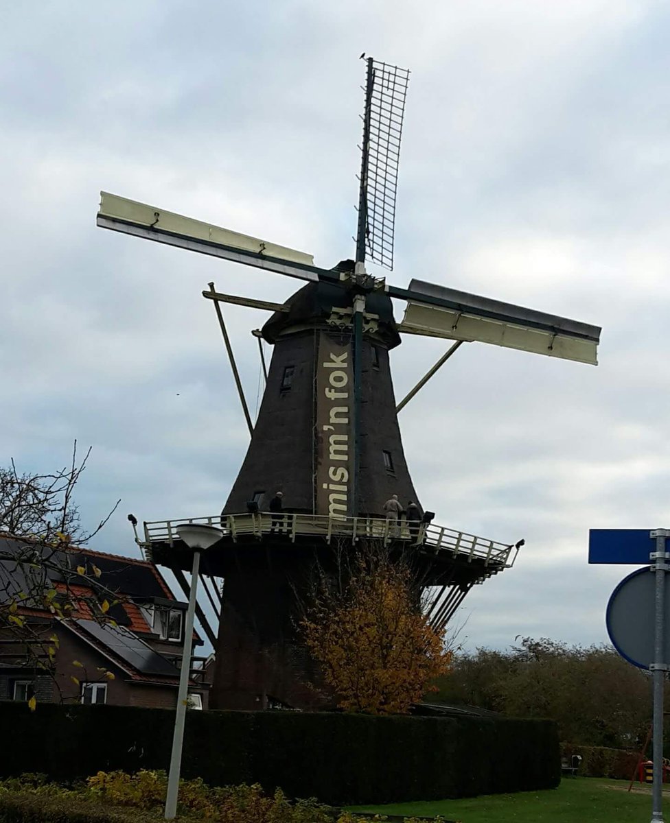 De molen Nooitgedacht is monument van het jaar <a href="/gem_Zutphen/">Gemeente Zutphen</a>. Een bijzonder monument wat uw hulp nodig heeft. Helpt u mee om de vervanging van de Fokconstructie mogelijk te maken? Nog 5.000euro nodig! 
Meer info: molens.nl/help-nooit-ged… doneren op: molenfonds.nl