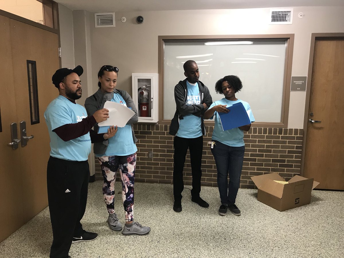 JustinHenry42's tweet photo. #TeamHenry getting prepped and ready to block walk in District 9 today! #JustinForDISD #ForOpportunity https://t.co/ZalQHWAZAa