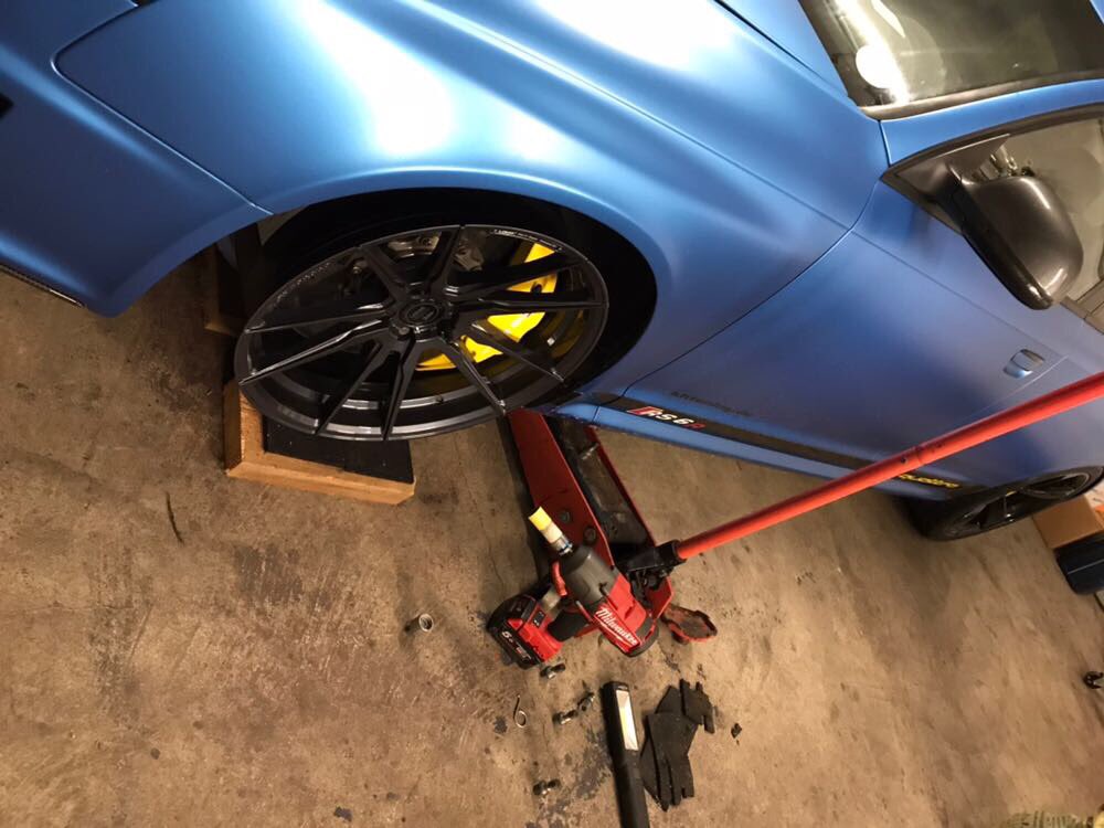 LomaMy_'s tweet photo. 1000PS #AudiRS6 mit neuen #LOMA RS-F1 Super Concave #Felgen in #20Zoll. https://t.co/IPrKvXYh5J #AudiTuning https://t.co/cKy6BLnkgw