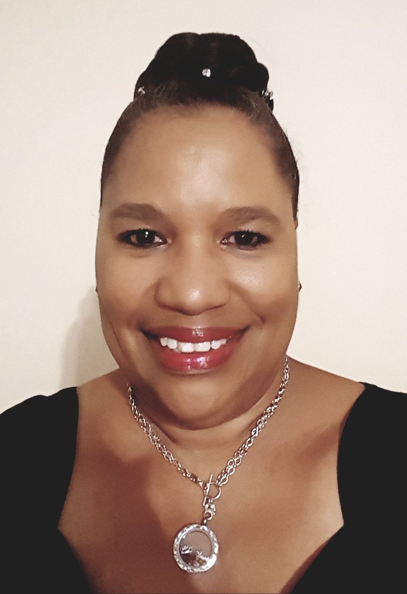 zette55's tweet photo. @OldSchoolSAT
#OSSBday
SUZETTE FRANKLIN https://t.co/SAlUQi4xck