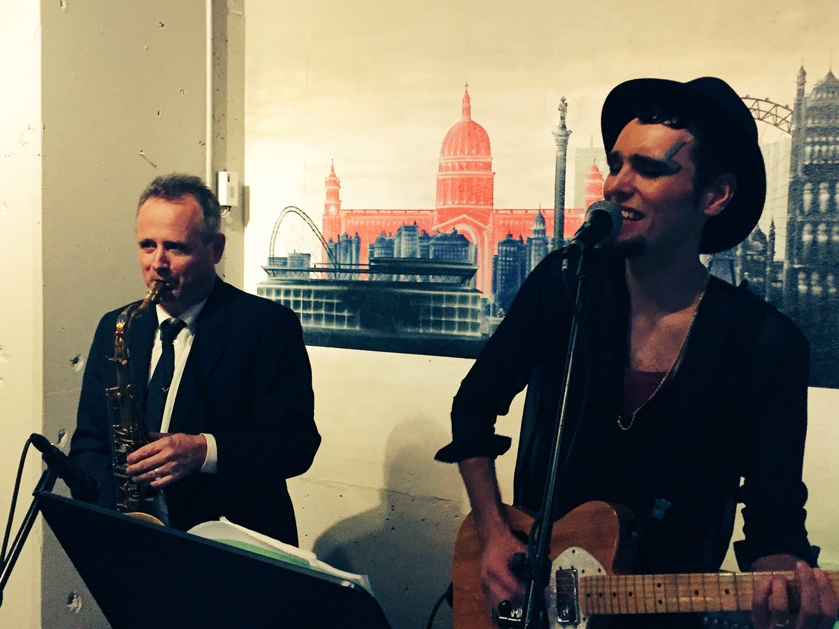 petercwoods's tweet photo. Live at #oneupcocktailpub tonight, 7-11 pm. Songs for a Saturday night. #ottjazz https://t.co/zK8ee3LNKv