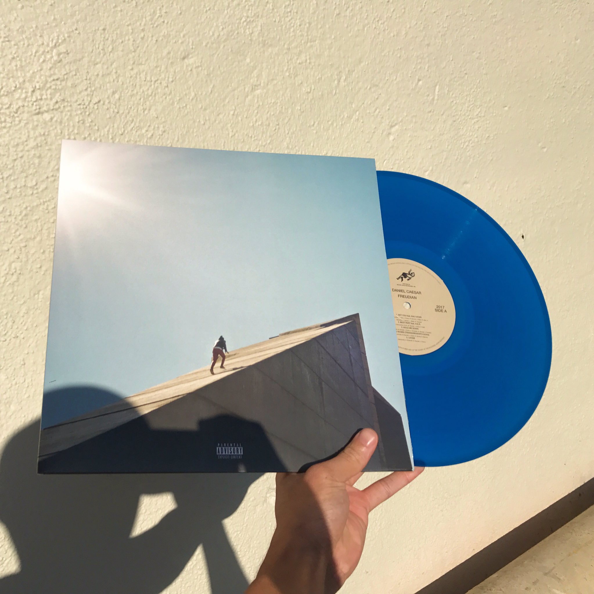 Sean Brown on "Literally and figuratively this record has no skips. @danielcaesar's "Freudian" vinyl designed by me and @keavanx. https://t.co/umSVesPjEG" / Twitter