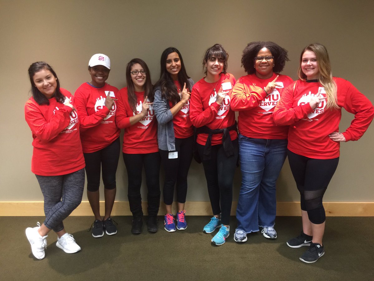 KlassyNation's tweet photo. Our sisters had a great time doing service with Goodwill today!!β£οΈπ§π‘π’πΌπΆππ #TooHotTooCute #KappaDeltaChi #KdchiUpsilon https://t.co/IfgcUxCgyW