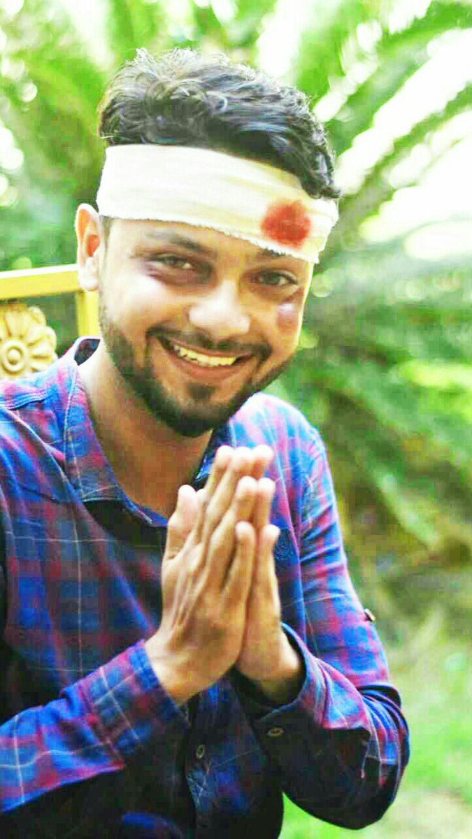 MrAhmiAli's tweet photo. Makeup Artists directed me to close my eyes and then...

#MrAhmiAli #Theatre #Memories #2k17 https://t.co/eM75fH6PAW