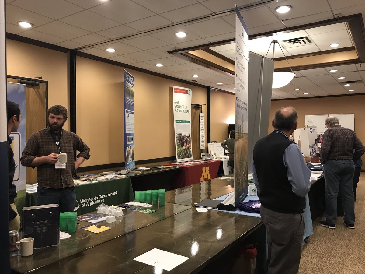 MNFarmersUnion's tweet photo. Take some time to visit with our exhibitors in the Memphis Room at #MFU2017 https://t.co/OZFr71aqMl