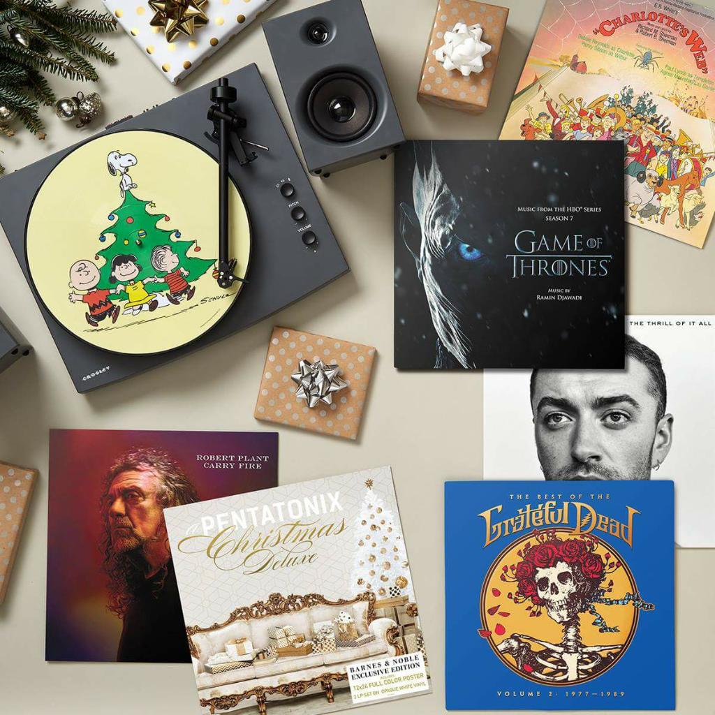 BNAnchorage's tweet photo. Stop by for #BNVinylWeekend to get 10% off all vinyl, 30% off select vinyl, and a Crosley Turntable and Speakers Bundle for only $129.99 (normally $199.95)! Then, enter to win a Crosley Star Wars turntable and Planet Rock carrier bag #BNVinyl #vinylweekend https://t.co/KLBv4Sf9ru