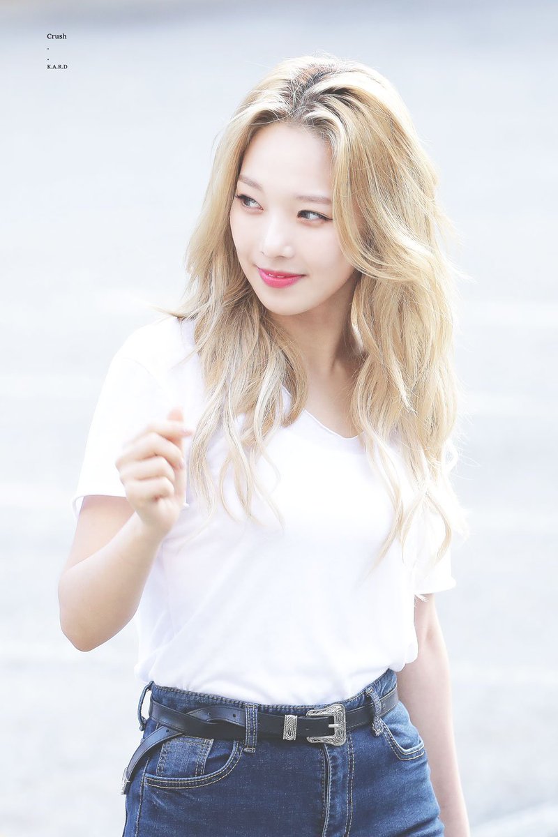 IBJeonSomin's tweet photo. Mesajlarıma postlarıma cevap vermeyen sevgilim!!! Artık seninle konuşmuyorum. ✋

@IBjseph https://t.co/Z8rgSo38YC