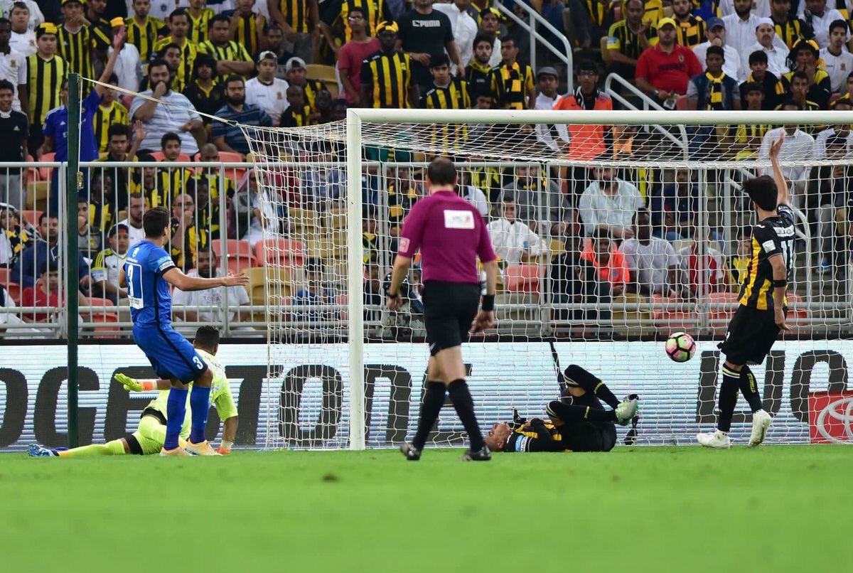 itti_group's tweet photo. يمهل ولا يُهمل 
هدف اوراوا غير اخلاقي بسبب اصابة ادواردو https://t.co/iWvcJpVHjI