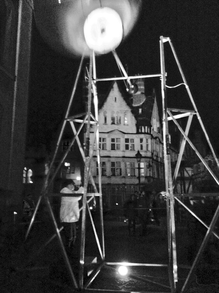 robsonandcowan's tweet photo. A walk around the @OXChristmas Light Installations this evening,so much to see and so little time #AngleOfTheNorth made me homesick https://t.co/p1dt5P66iQ