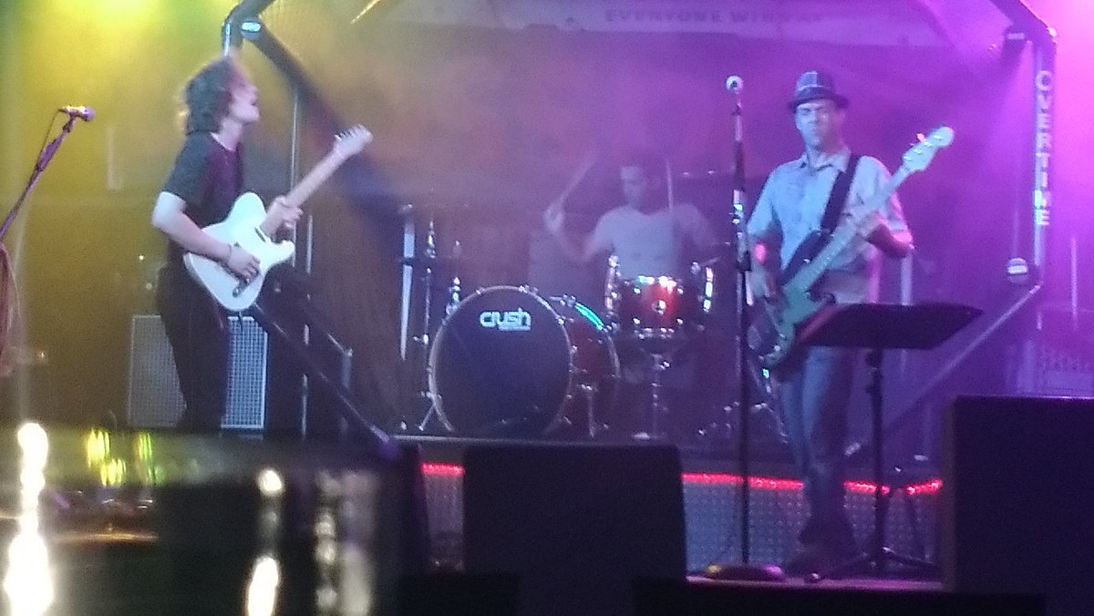 Neither rain, nor snow, nor sleet, nor hail shall keep @LittleDogBB away from the Brockville #Music #Fest (7 Court House Square) TONIGHT 8-11:30 #indoors #blues #rock #roots #alt #new <a href="/DT_Brockville/">Downtown Brockville</a>