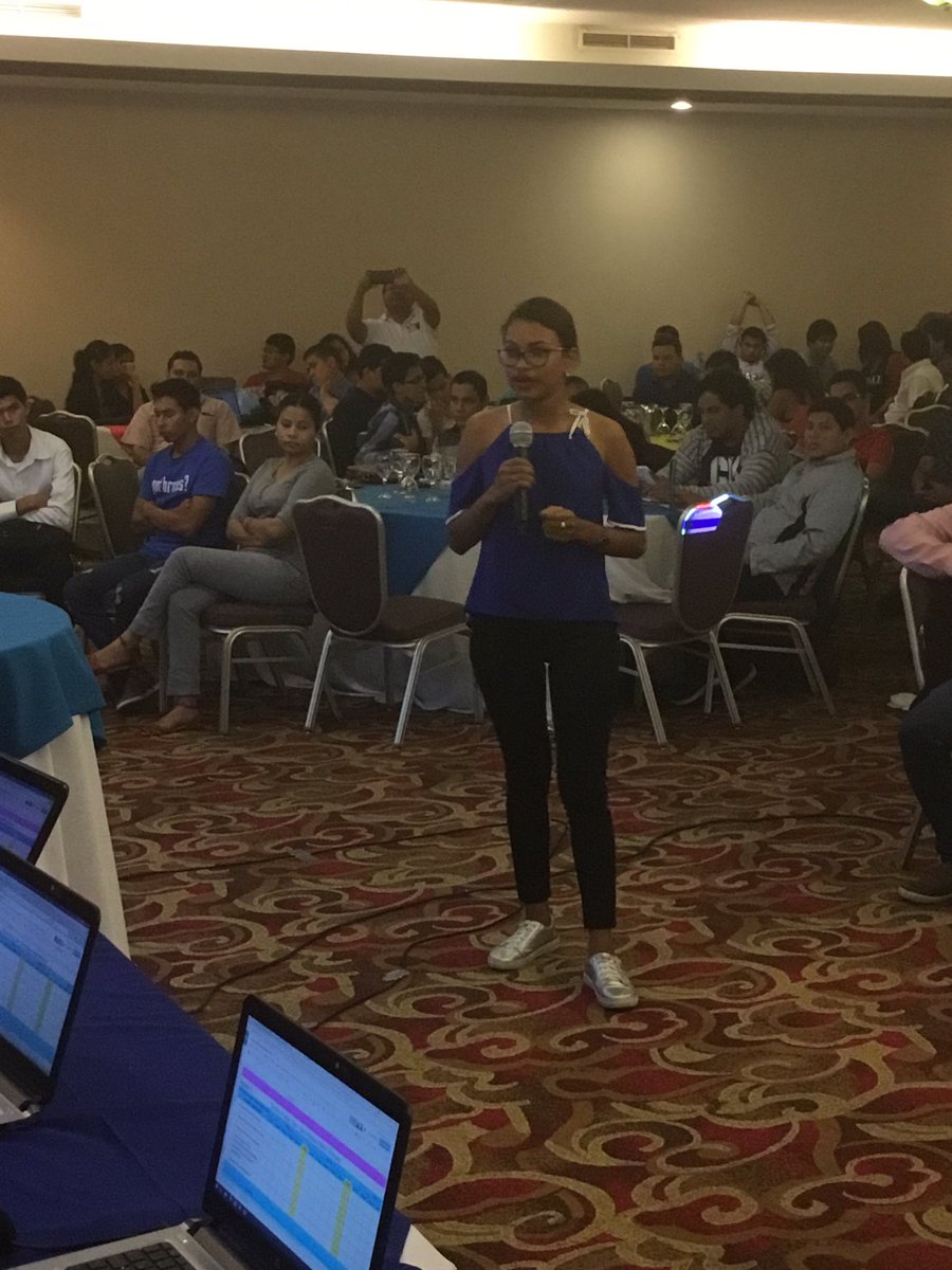 gralBzeledon's tweet photo. Equipos inscritos en Hackathon Nicaragua 2017 exponen sus ideas para alcanzar uno de los 20 cupos para estar presentes en la etapa final del evento. #Ideathon2017 https://t.co/ROK7R8sXTH