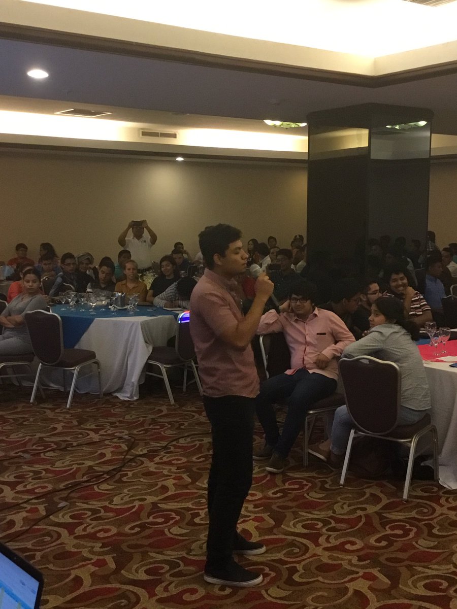 gralBzeledon's tweet photo. Equipos inscritos en Hackathon Nicaragua 2017 exponen sus ideas para alcanzar uno de los 20 cupos para estar presentes en la etapa final del evento. #Ideathon2017 https://t.co/ROK7R8sXTH