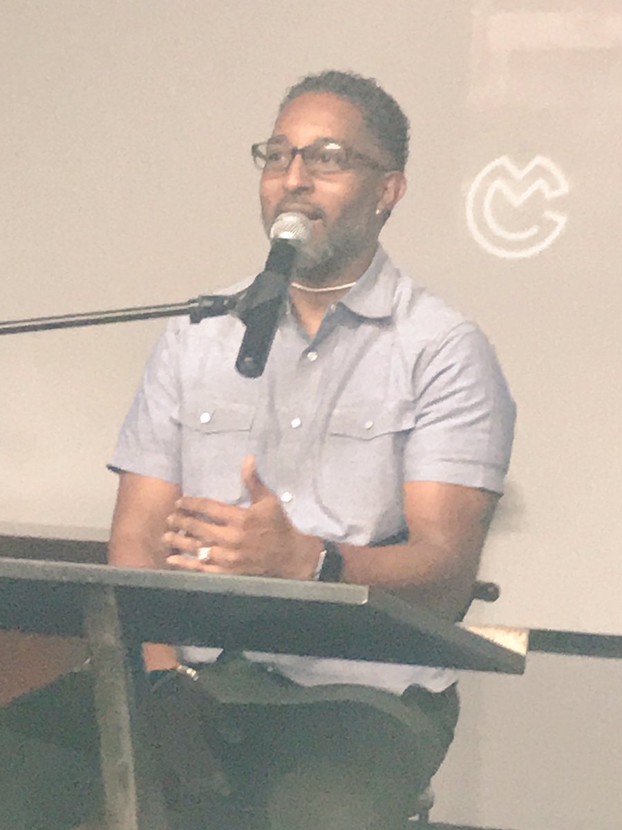JamilaChambers's tweet photo. #TacklingTheToughIssues #RealChurch17 @pastorrad https://t.co/jiL5Tj4S31