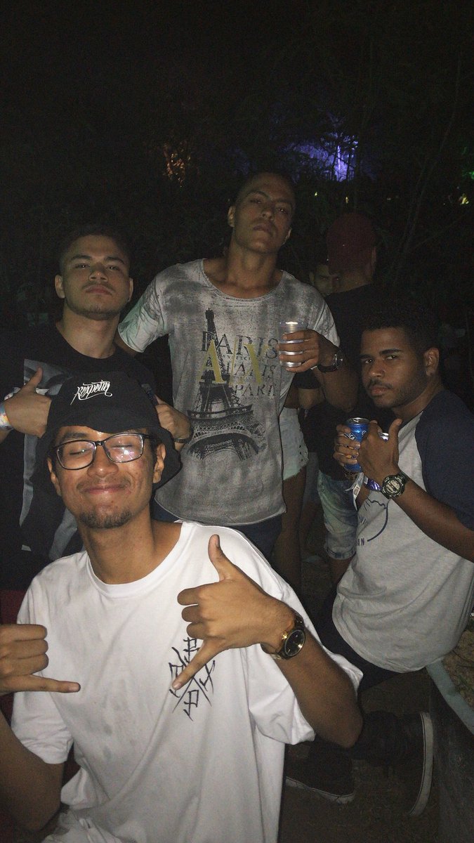 Artur_seilhe's tweet image. 😏 #DEV7