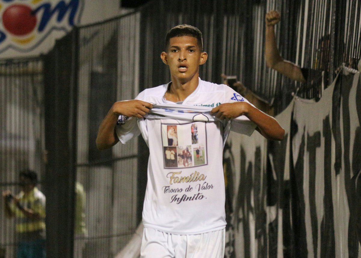 ABCFC's tweet photo. Confira imagens da vitória do Mais Querido sobre o Oeste/SP.
⚽Eltinho
⚽Matheus
📸Andrei Torres/ABC FC
#SempreABC https://t.co/oDCu3RnCRS