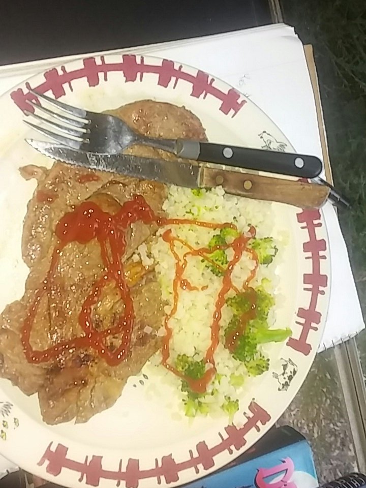 BarryHammock's tweet photo. #dinner #Food #Foodie #Foodies #Foodiechats #Foods #FoodieFriday #FoodNetwork #FoodFri #FoodFlock #Foodentrepreneur #FoodTech #FoodFood #FoodPark #FoodWars #PhotoOfTheNight #PhotographyIsArt #PhotoContest #Photographie #PhotoAlert #ArtistOnTwitter #ArtTherapy #ArtintheOpen https://t.co/hXSnxQg6TN