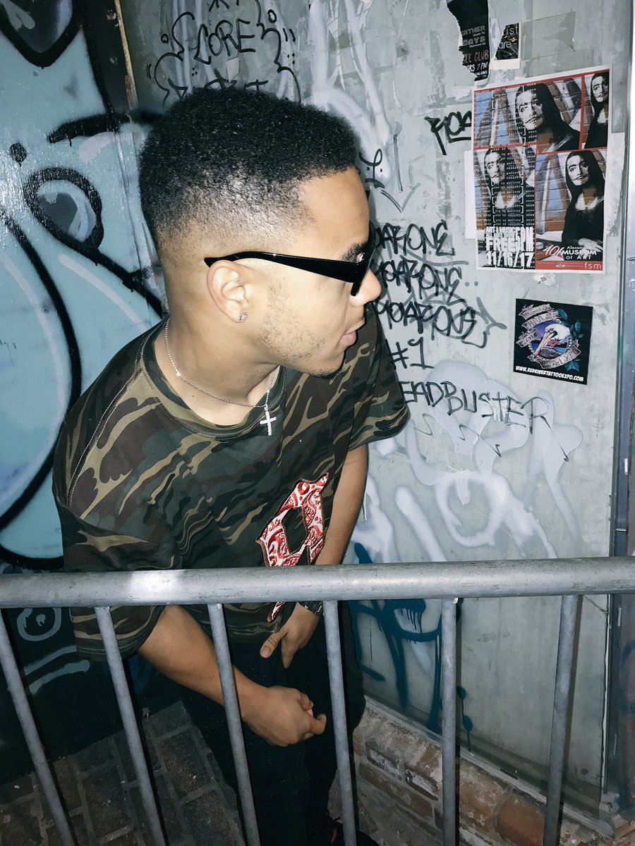 95bang_'s tweet photo. #9ine5ive https://t.co/bNns61r0D2