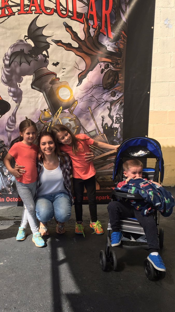 alyvanoy's tweet photo. aron wasn’t happy in this pic lol but i love you babies more than life and auntie lys will always be here. ❤️ https://t.co/HMNBASJMZK