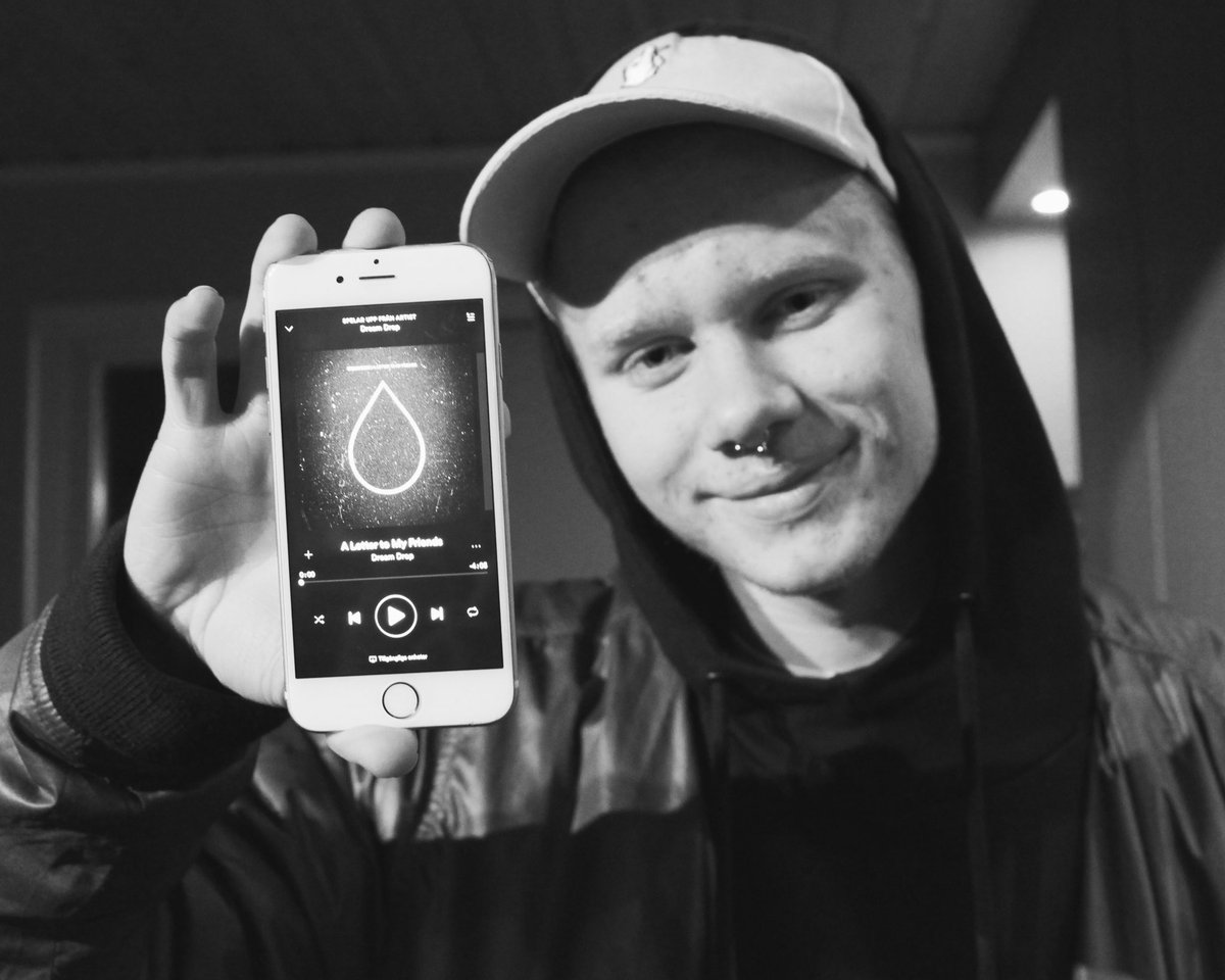 Edliing's tweet image. Heeey, check this out! open.spotify.com/track/2mtWPgbA…