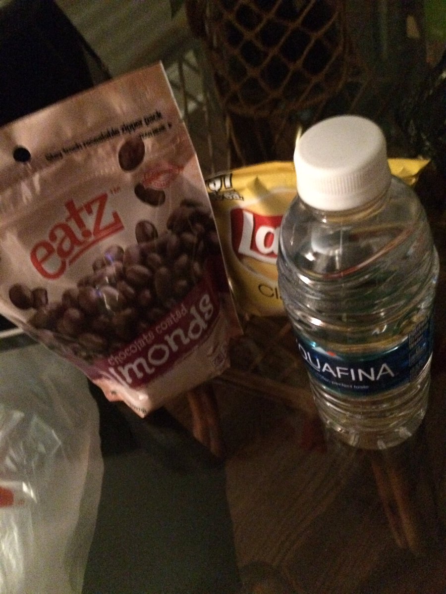 CANDYDAPROMOTER's tweet image. Cheat day &amp;amp; #readingblogs