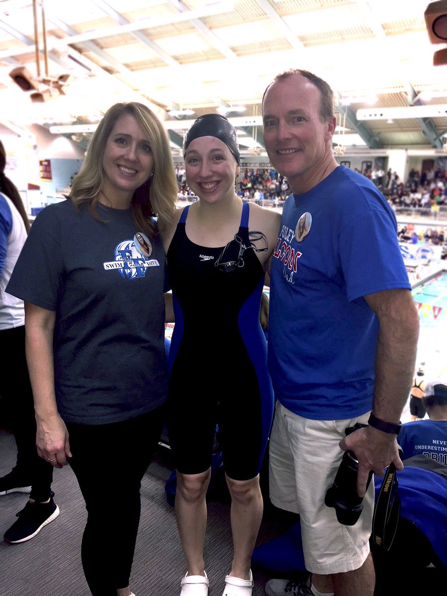 AlanStemper's tweet photo. Cheering for our favorite swimmer at MN State Swim meet. Way to swim fast @18stempere . https://t.co/kW0lPut5jx