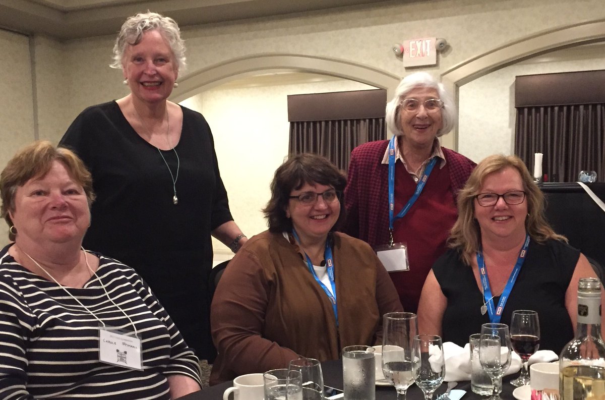 To_OntArchSoc's tweet photo. Toronto girls at the banquet! #OAS2017 https://t.co/c5u78nXjce
